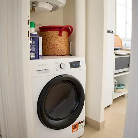 Apartment Tour Eiffel